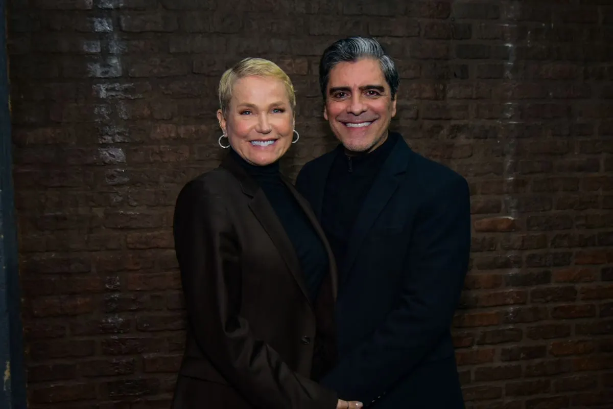 Xuxa Meneghel prestigia Junno Andrade em estreia de musical